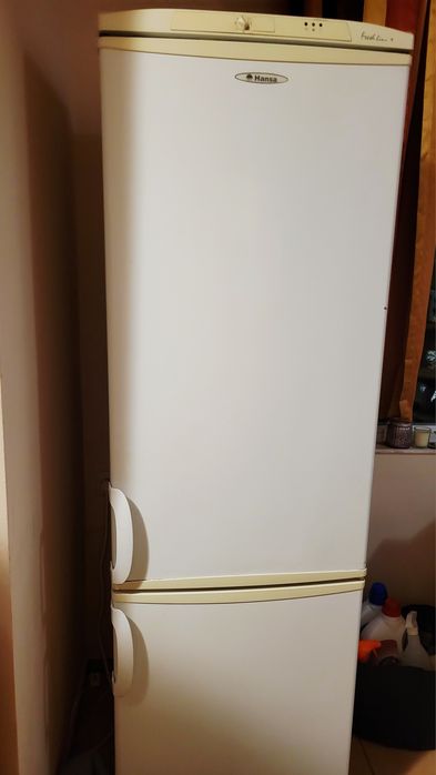 Коледно намаление!Продавам хладилник  HANSA 100 лв!!!