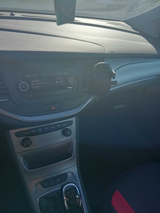 Vând Opel Astra k benzină