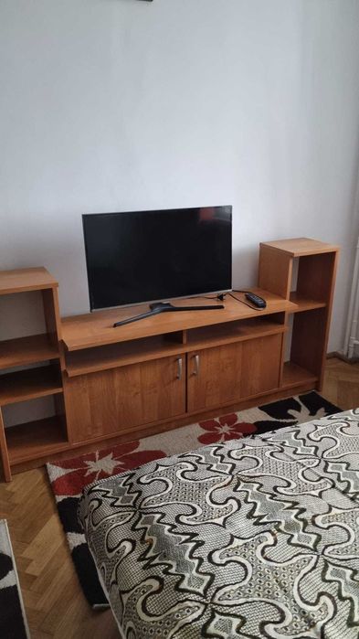 Închiriez apartament 2 camere, 52 mp, etaj 8, renovat, mobilat - Sec 1