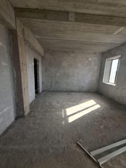 Kvartira 3-xonalik karobka