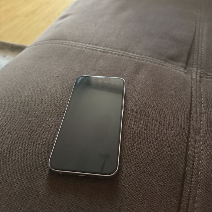 Iphone 14 utilizat