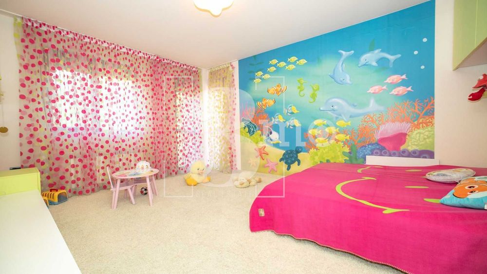 Дава се под наем Четиристаен апартамент в София, Дружба 2 - 265 кв.м за 2500 € - Снимка #12