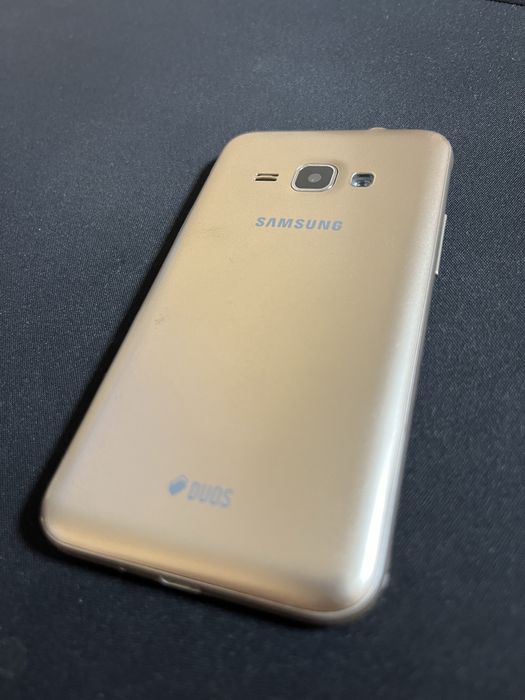 Samsung Galaxy J1 2016