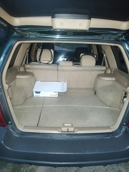 Субару Форестер 2.5 автомат