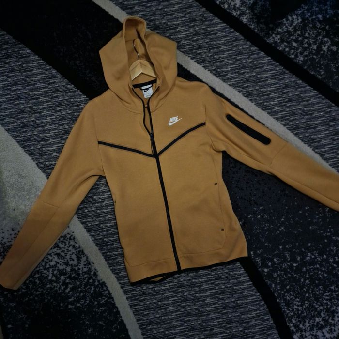 Nike tech fleece Brownie Горнище