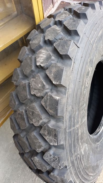 Michelin XZL, 4x4 255/100/16 off-road.
