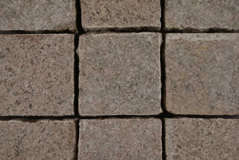 Колотая брусчатка. Гранит