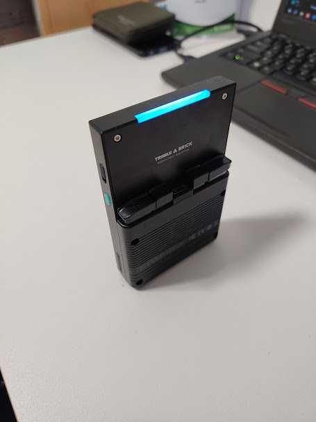 TrimUI Brick Negru – 64 GB, NextUI, stare foarte bună