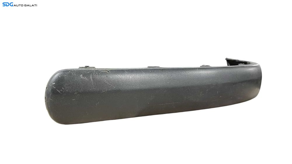 Ornament Plastic Bandou Dreapta Spoiler Bara Spate Volkswagen Golf 4 Hatchback 1998 - 2005 Cod 1J6807792 [L5446]