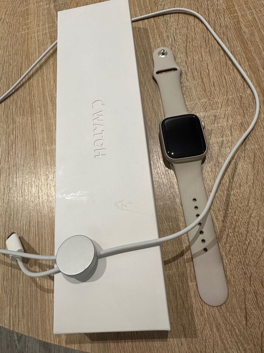 iWatch Series 8 45mm с гаранция