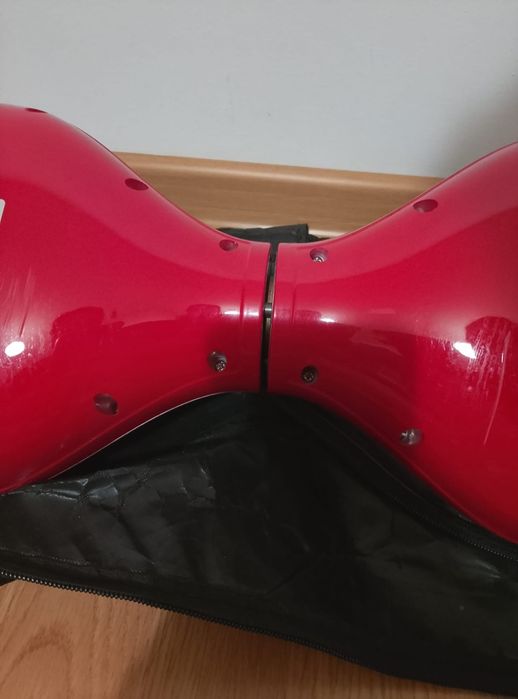 Hoverboard 2Drive roșu  stare foarte bună  geantă și încărcător