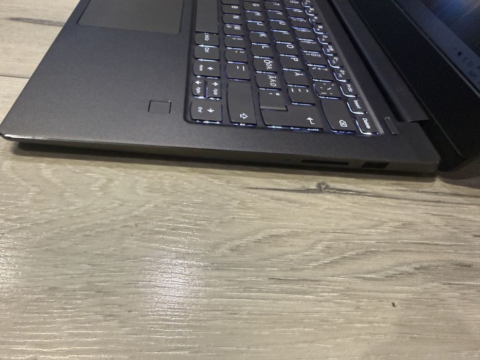 Lenovo ideapad 530 14ikb-i3 8130u/8гб/256м.2 nvme/подсветка