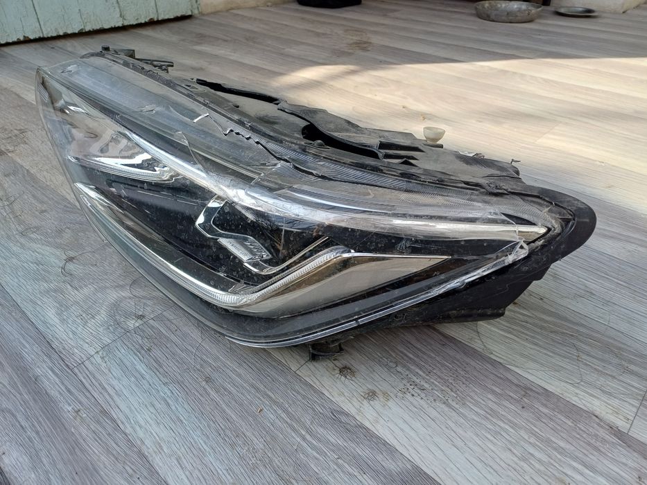 Трекер 2 фара чап томони запчастга