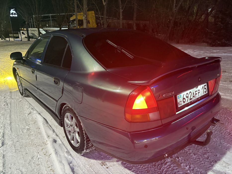 Mitsubishi carisma 1.6 (митсубиси каризма) 1997
