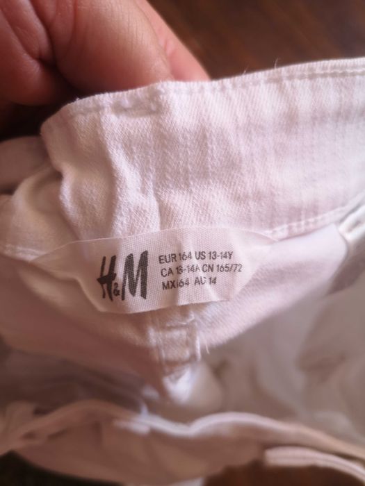 Blugi scurti H&M albi