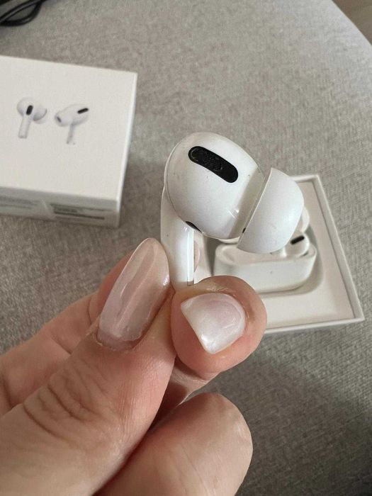 AirPods Pro Gen 1 2019