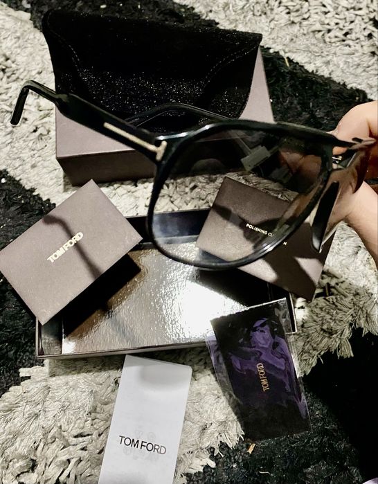 Ochelari de soare Tom Ford – noi, nefolosiț