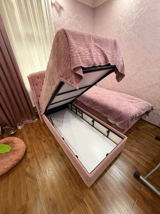 ДЕТСКИЕ КРОВАТИ  - 2шт Идеальное состояние. Цена за 1 штуку