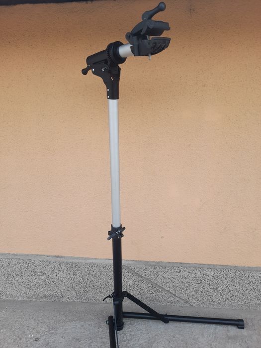 Стойка за ремонт на велосипеди