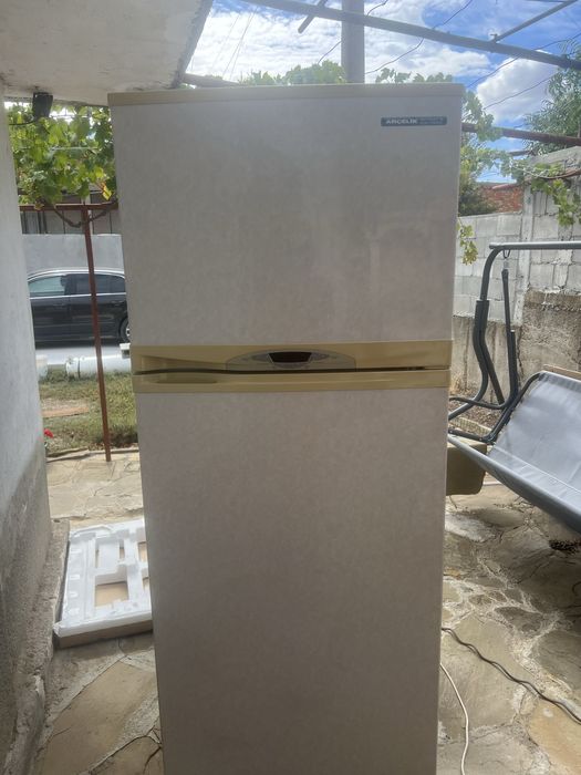 Работещ хладилник