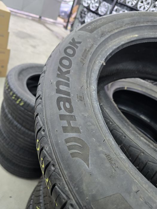 2 Броя 235/55/18 Hankook 6,5mm