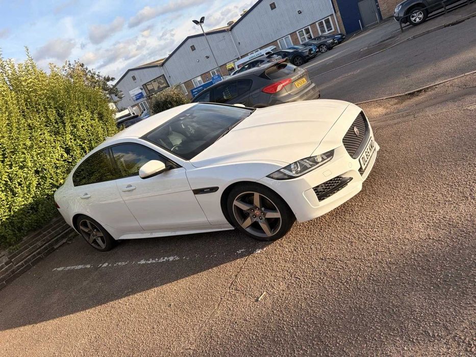 На части Jaguar Xe 2.0d R line Автоматик 2015 година