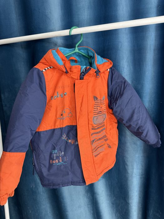 Пакет дестких вещей с куртками