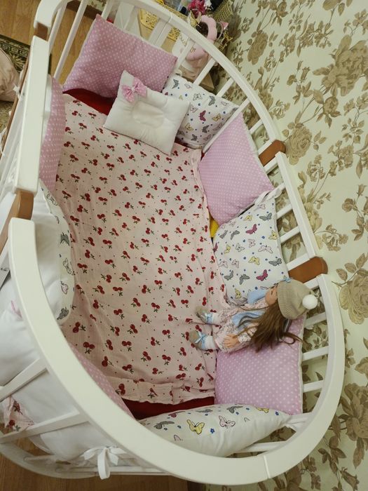 Продам детскую кроватку