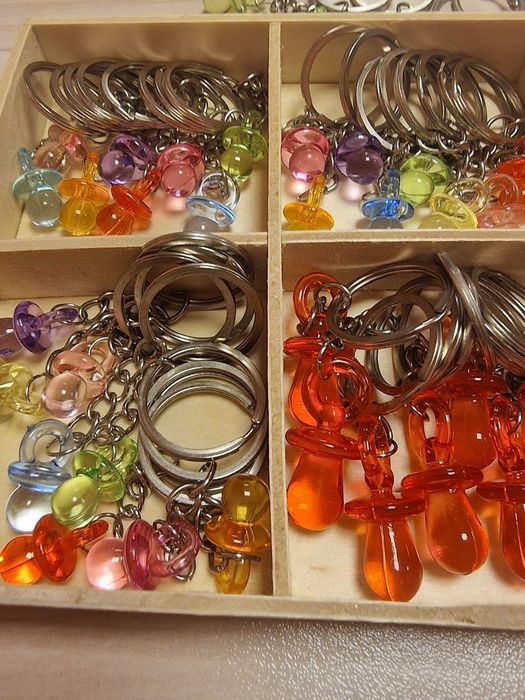 Ключодържатели мечета и биберони