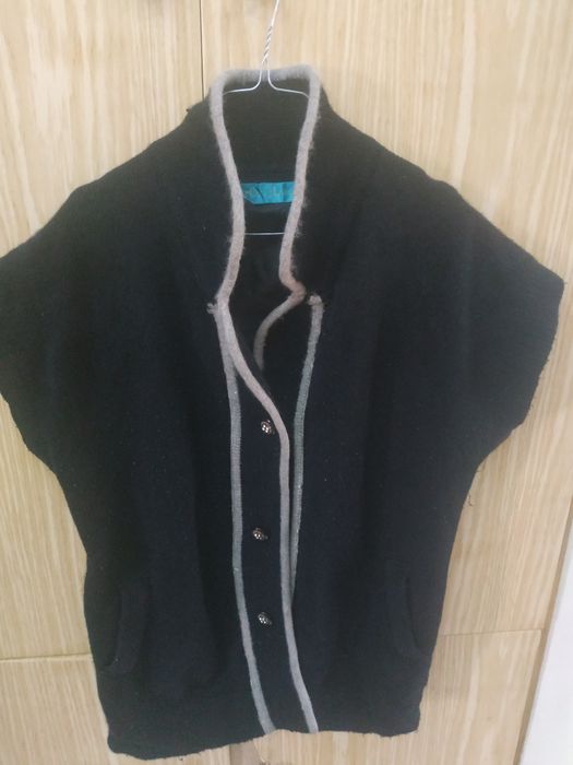 Ангорка безрукавка.Размер 48.