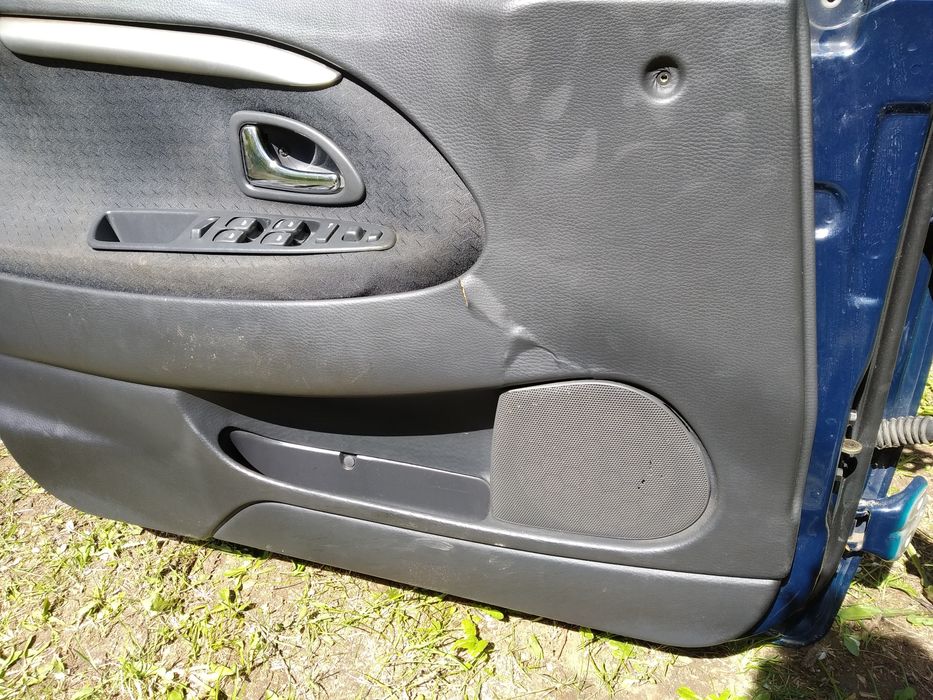 Врати за Volvo V40