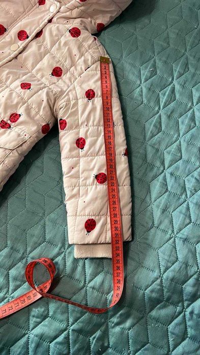 Продавам комплект от 2 детски якета Sinsay, размер 92