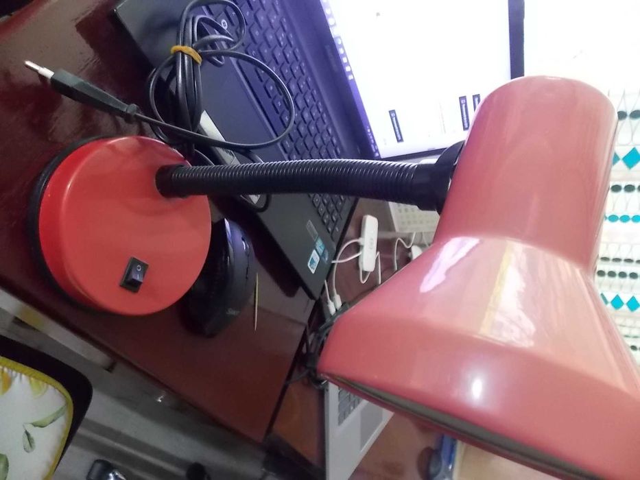lampa birou - 40 lei