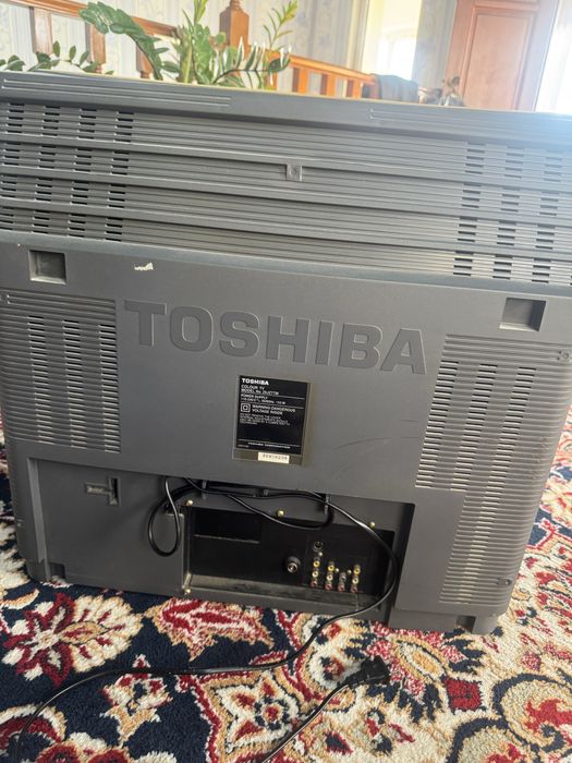 Продам телевизор