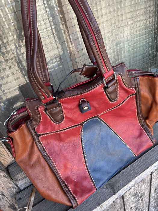 Дамски чанти.