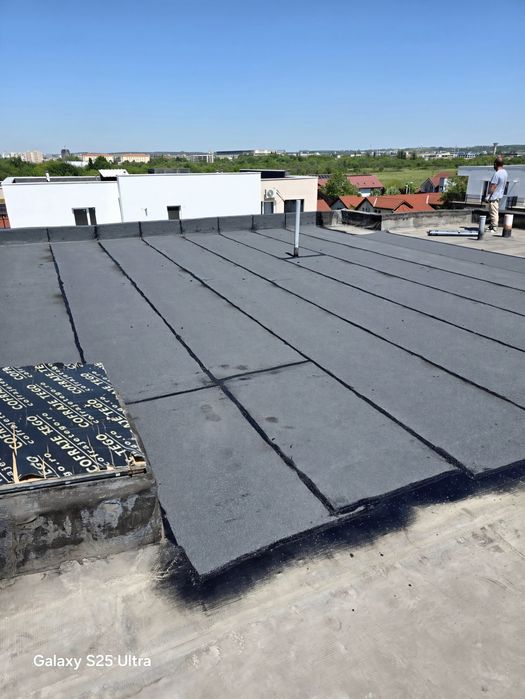 Hidroizolații  / izolații  / terase  / fundații  / Acoperișuri