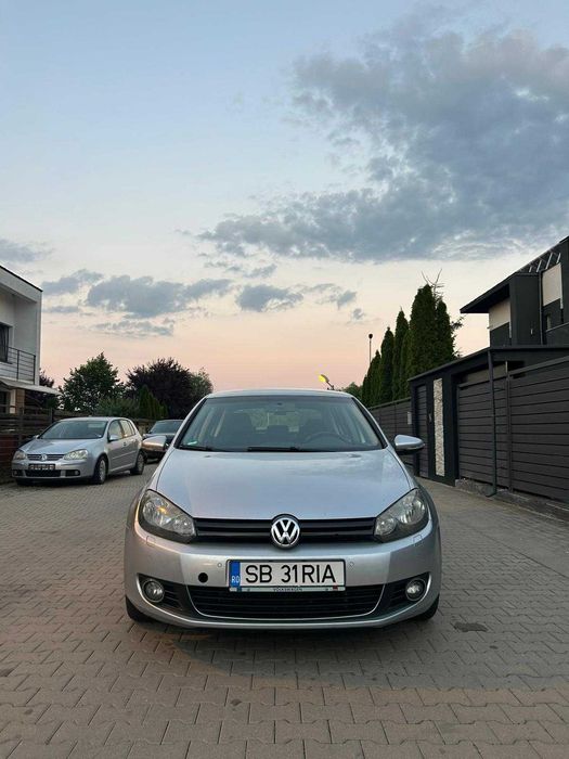 VOLKSWAGEN Golf 2009