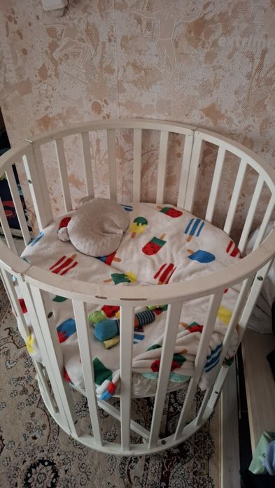 Детская кроватка