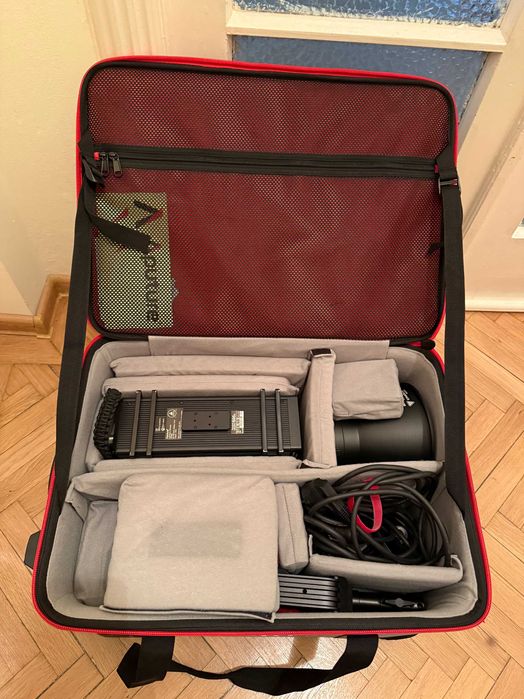 Aputure Light Storm 600d lumina continua