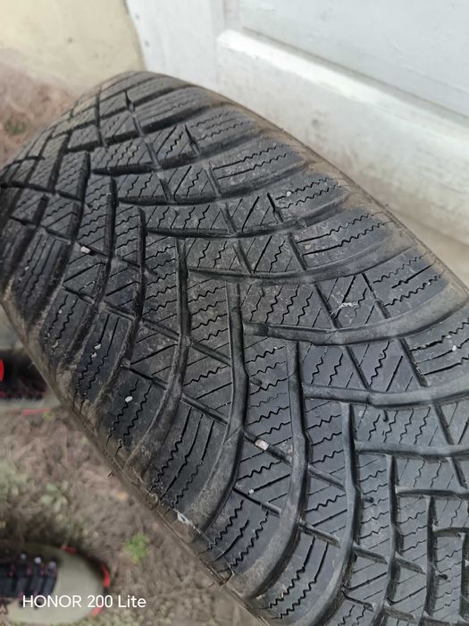 Cauciucuri iarna R15