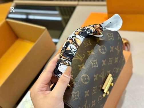 Geanta de mana dama Louis vuitton  540-11-1