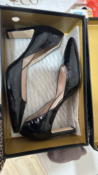 Туфли лодочки от BASCONI черные