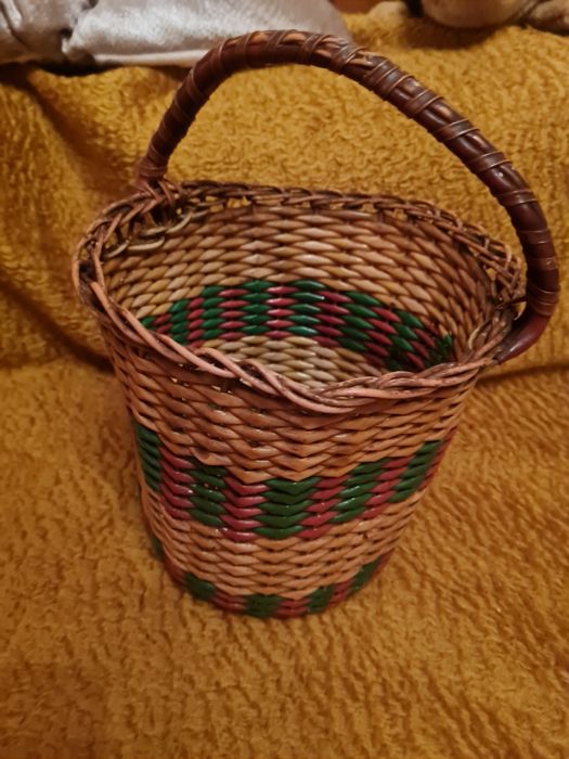 Плетена  кошница дебела пластмаса
