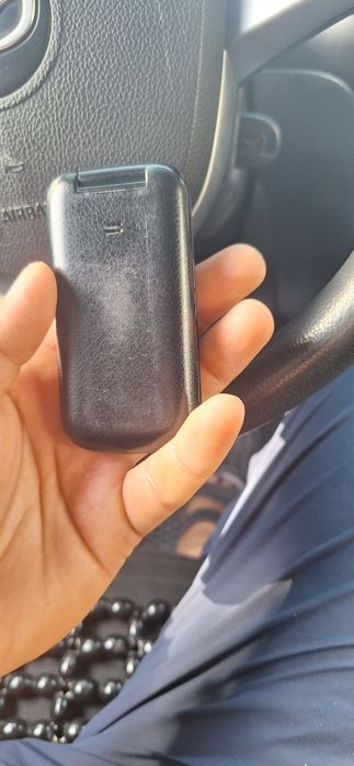 Samsung gusto3  holati yaxshi