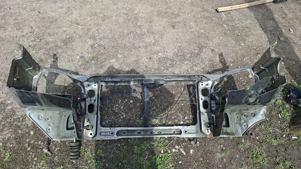 Телевизор на Тойота прадо 120