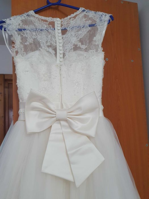 Rochie de mireasa, marimea xs, casa de moda Mirandi