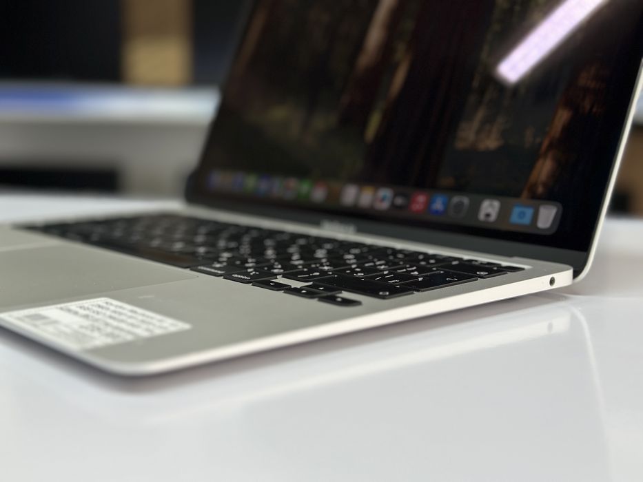 Macbook Air M1 2020