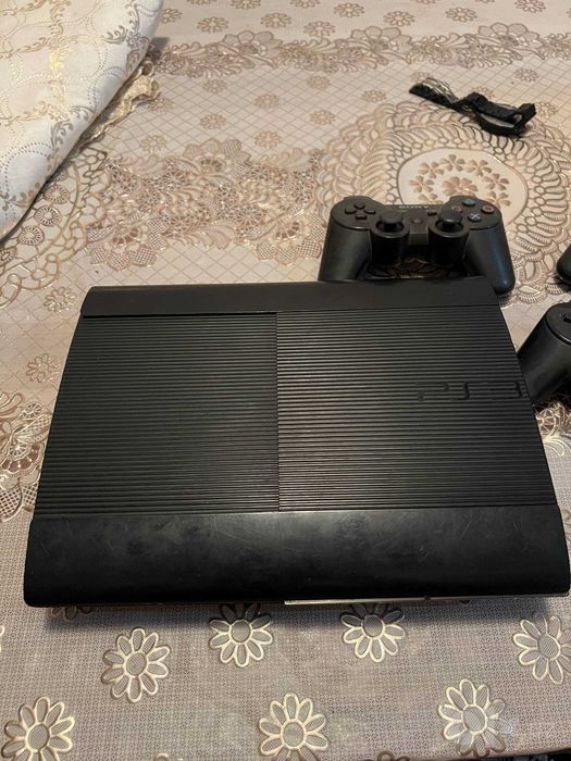 playstation 3 super slim 500 gb 20+ uyinlari bilan