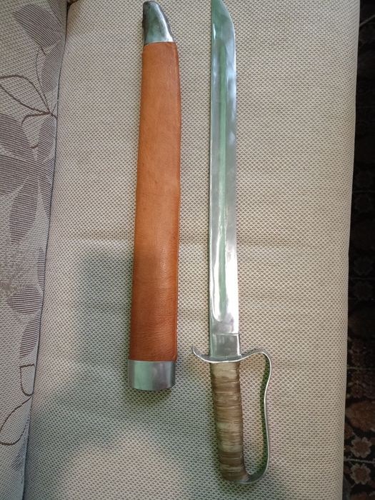 Ръчно изработен палаш