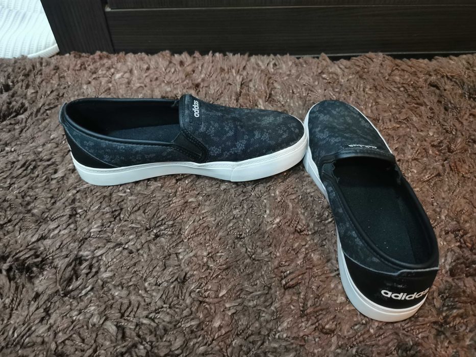 Adidas Neo Slip-on